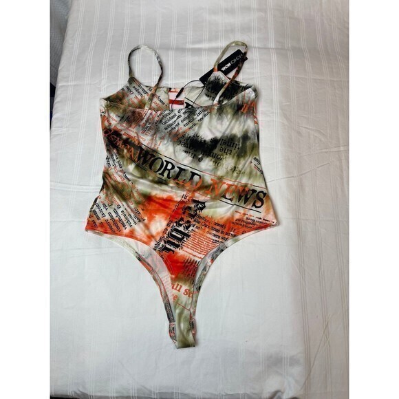Abstract Print Cut Out Detail Bodysuit Size M RefM023 - Picture 8 of 10